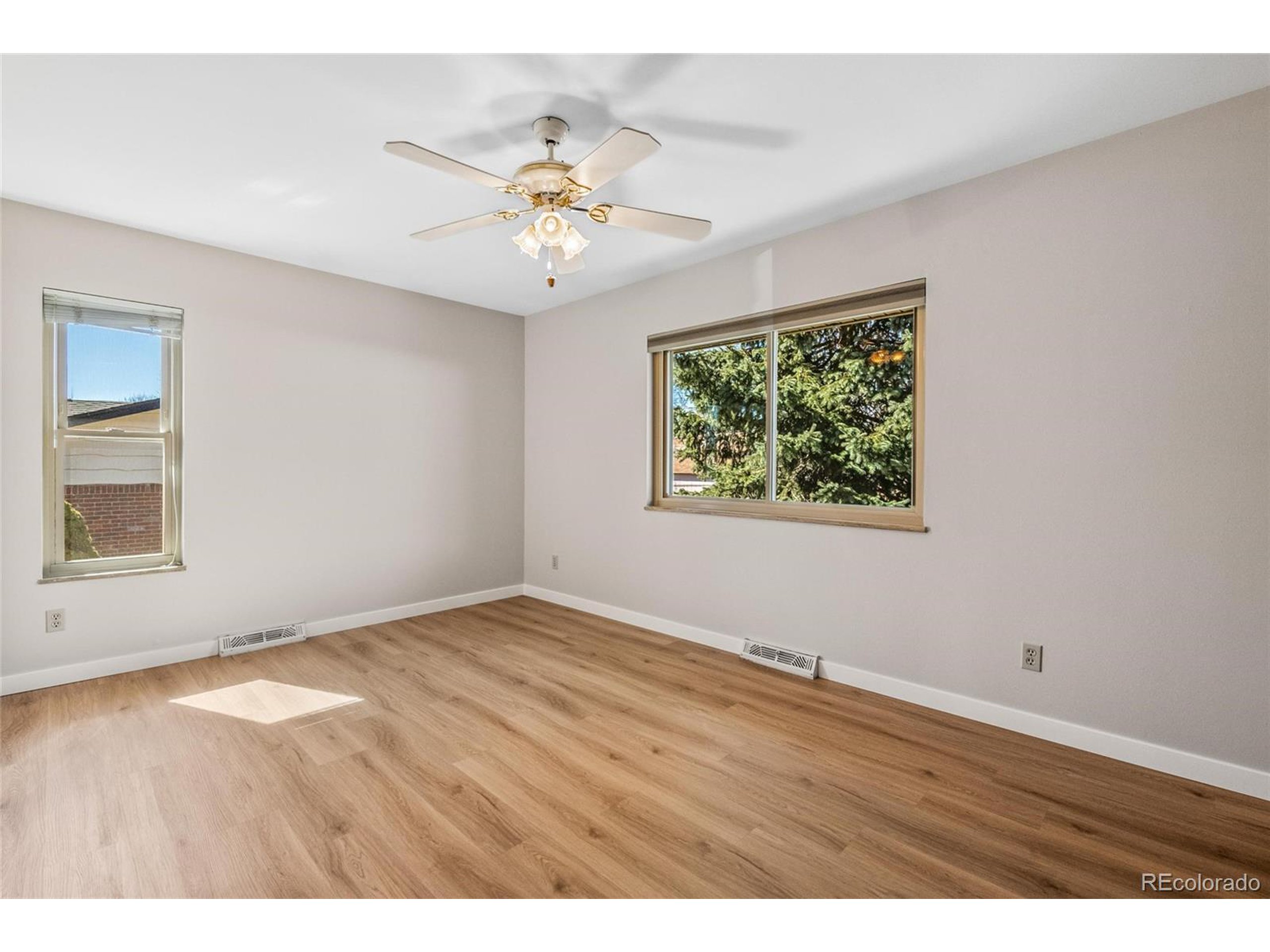 1849 S Van Gordon Ct
