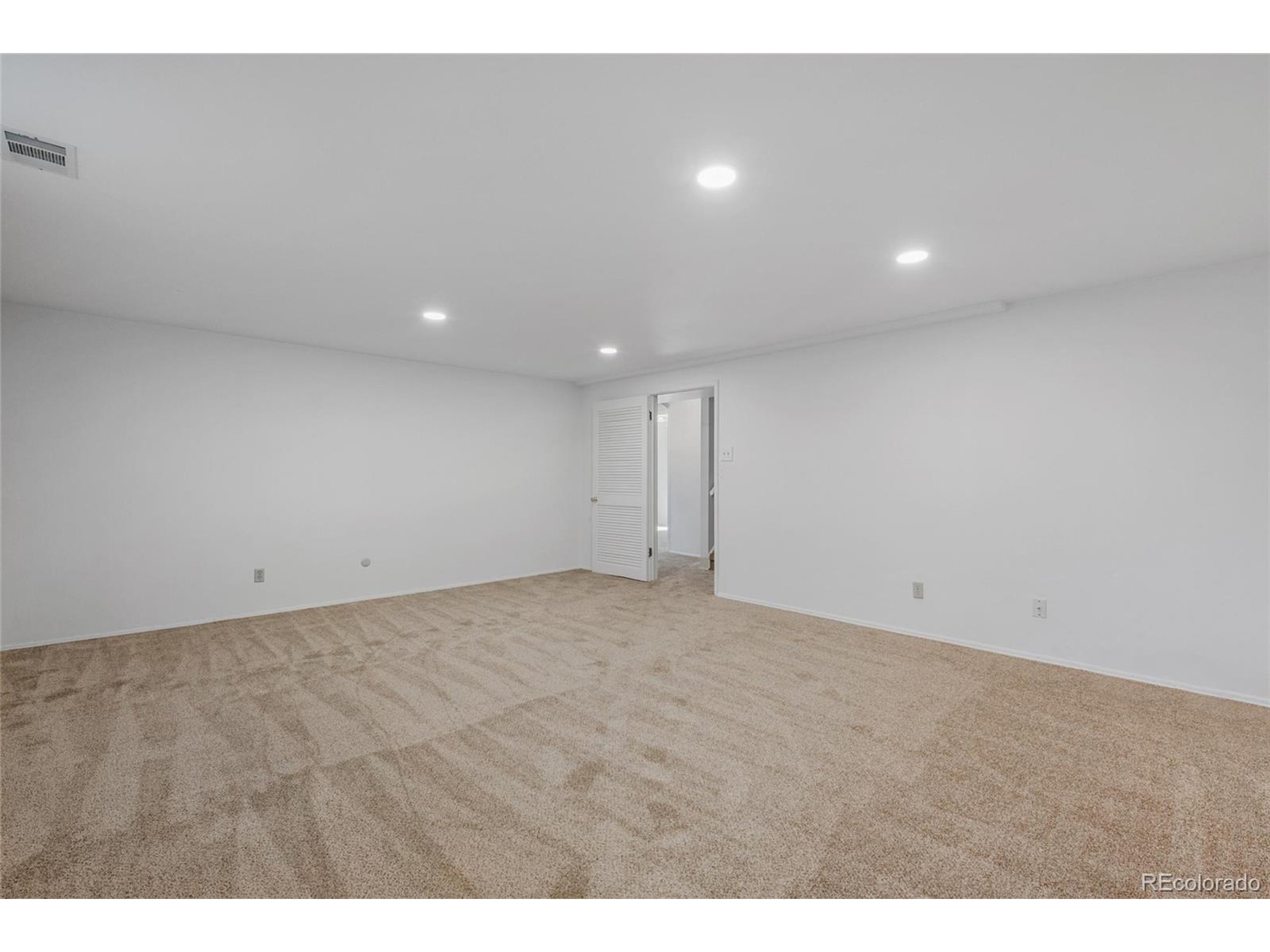 1849 S Van Gordon Ct
