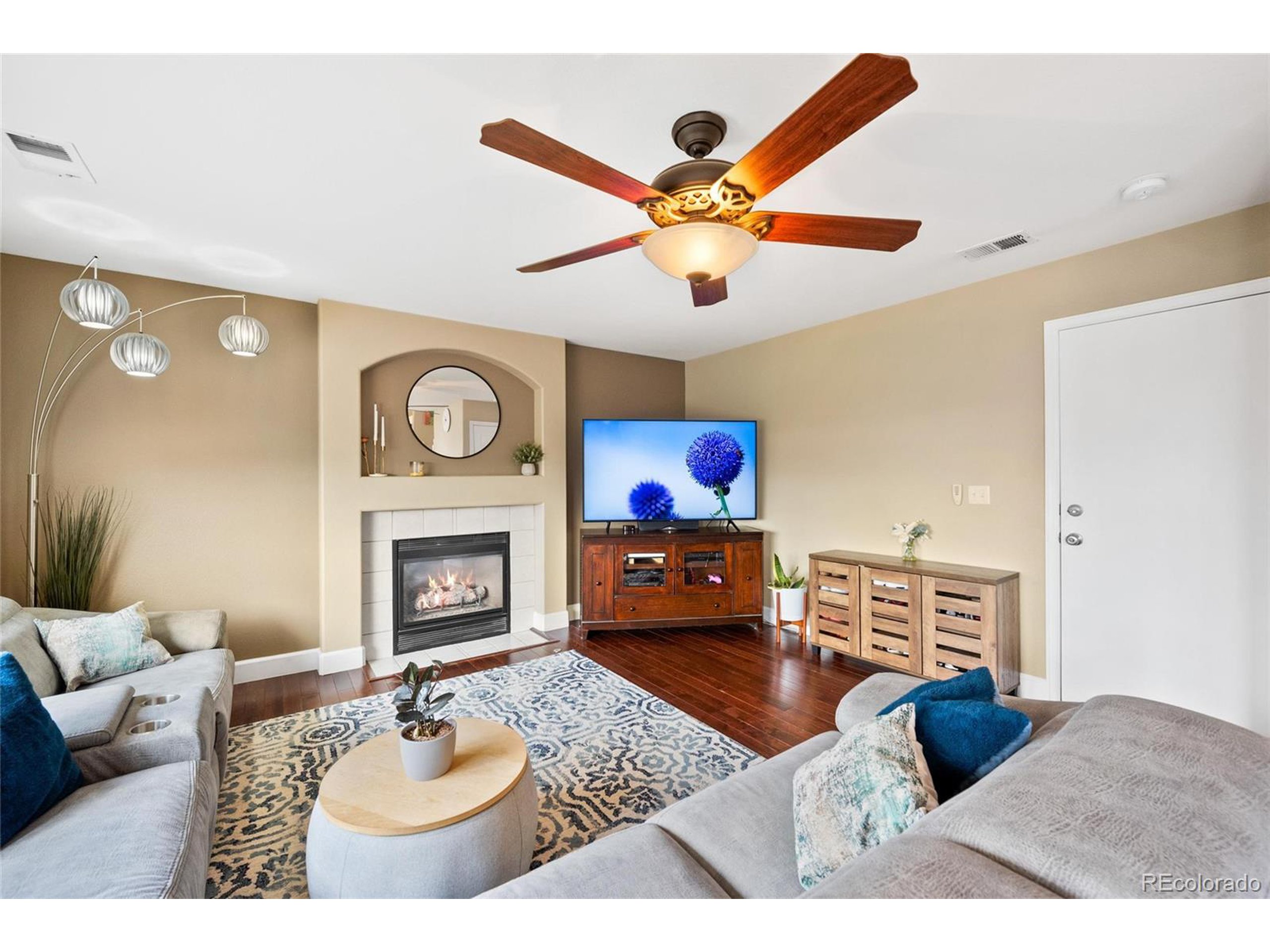 9836 Castle Ridge Cir