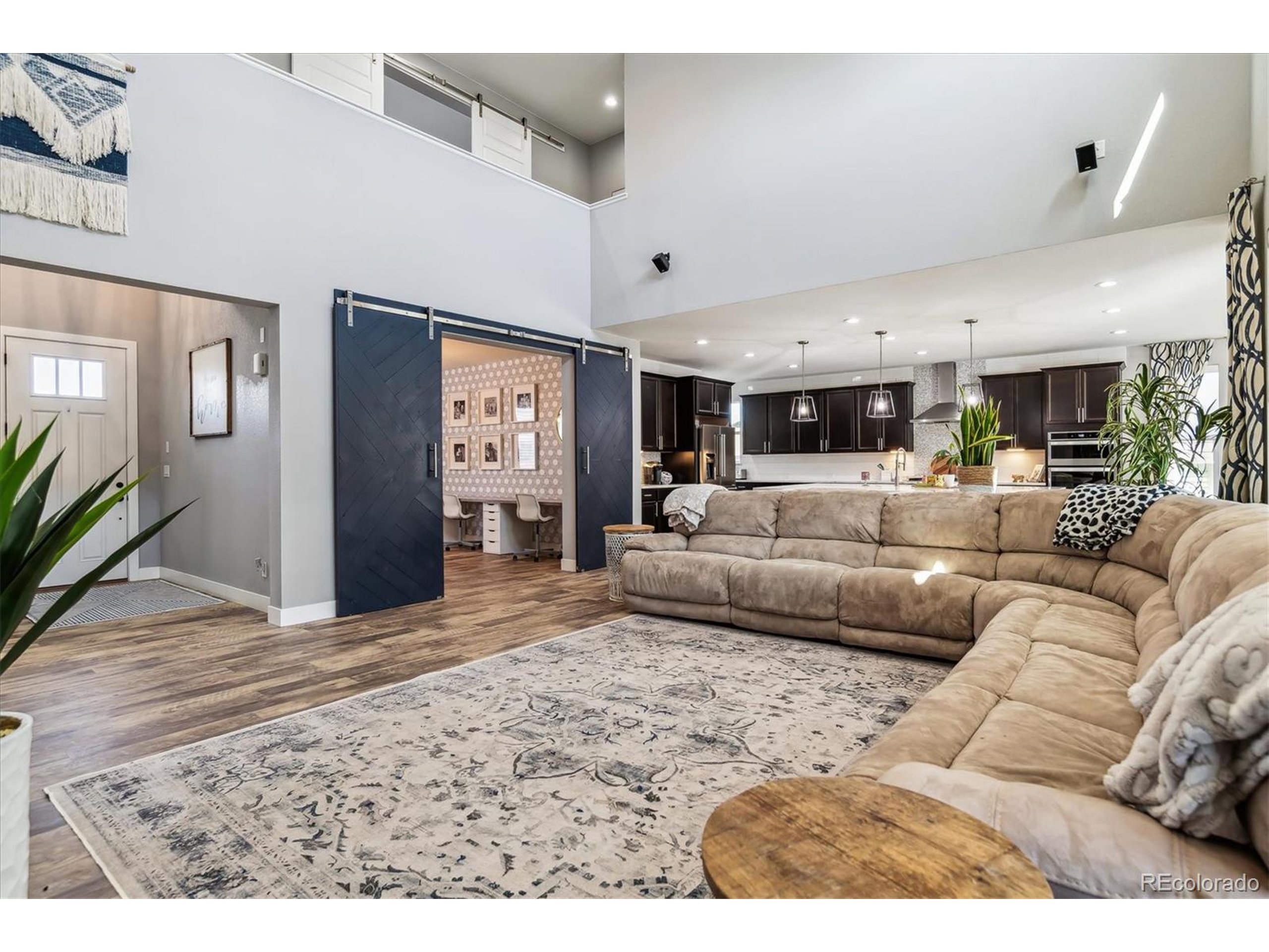 25537 E Alder Dr
