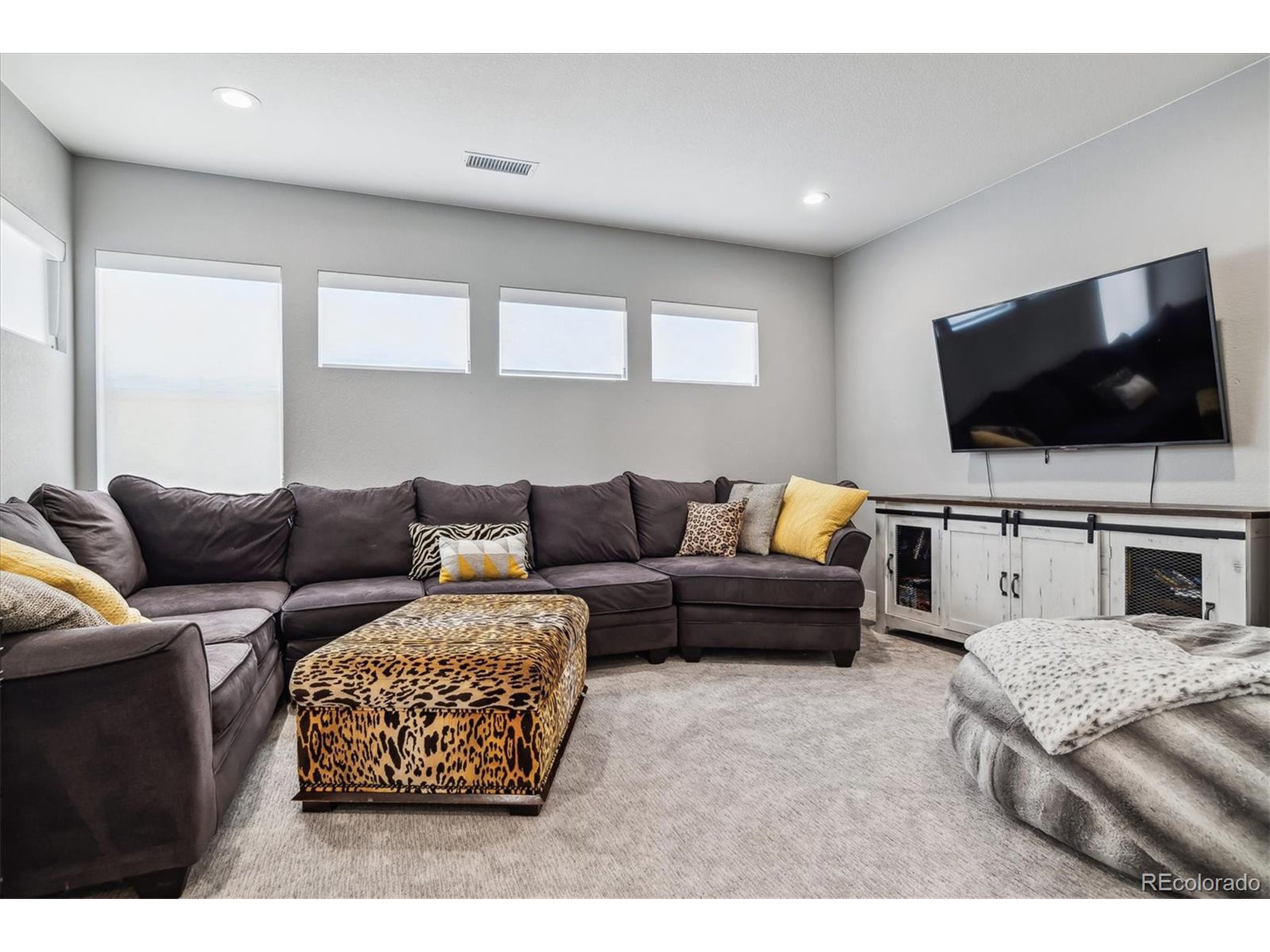 25537 E Alder Dr