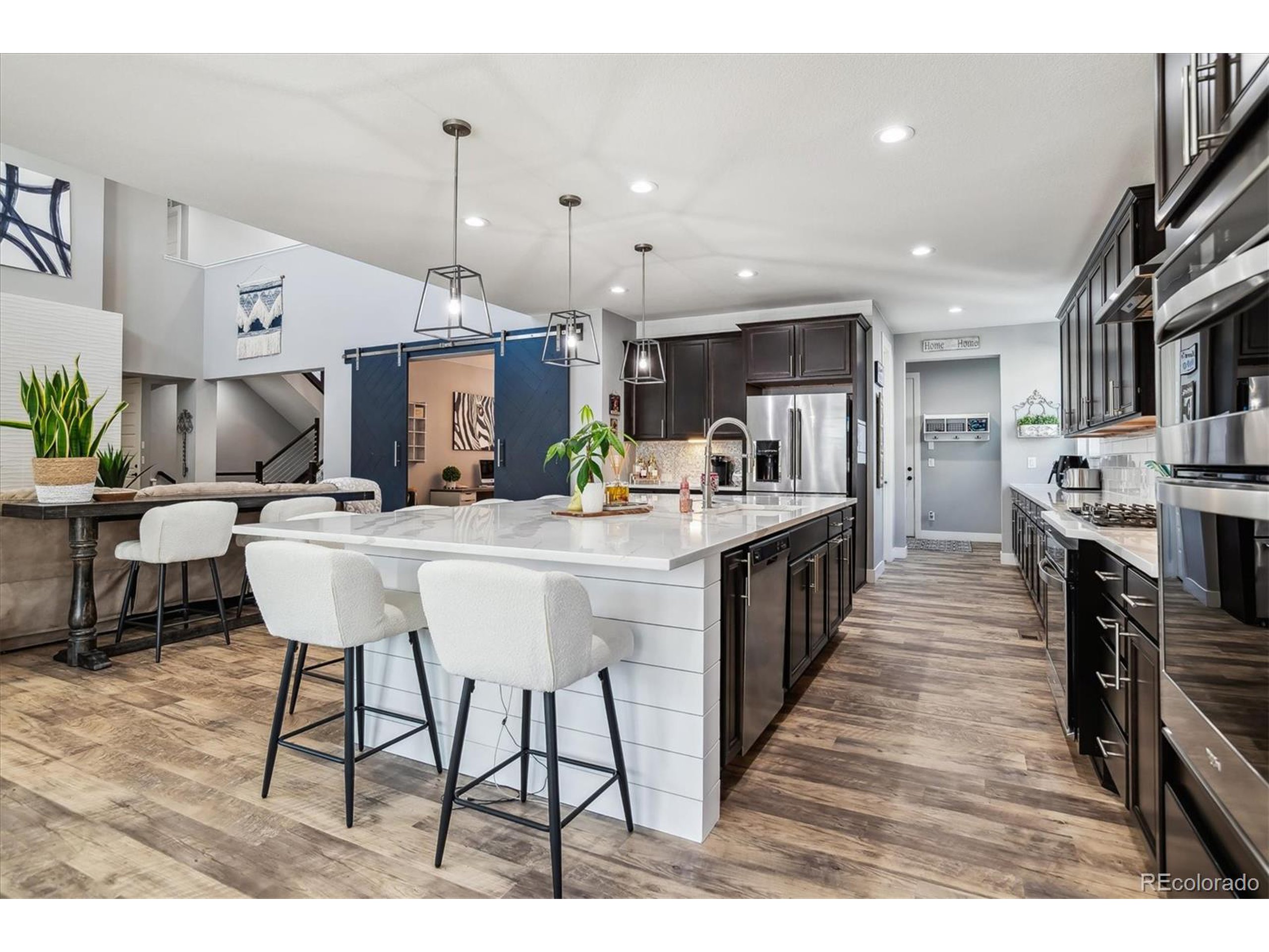 25537 E Alder Dr