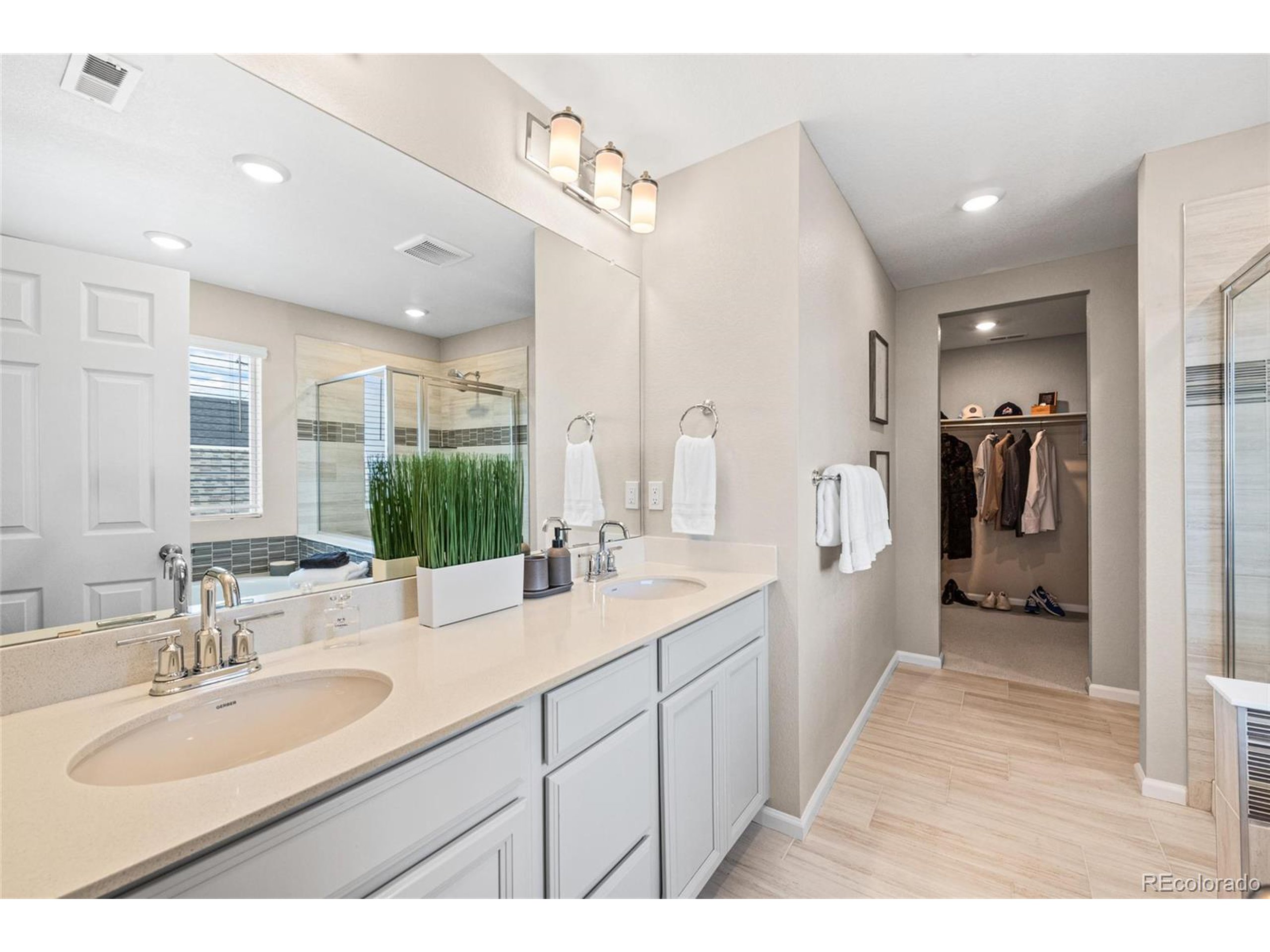490 Silver Rock Trl