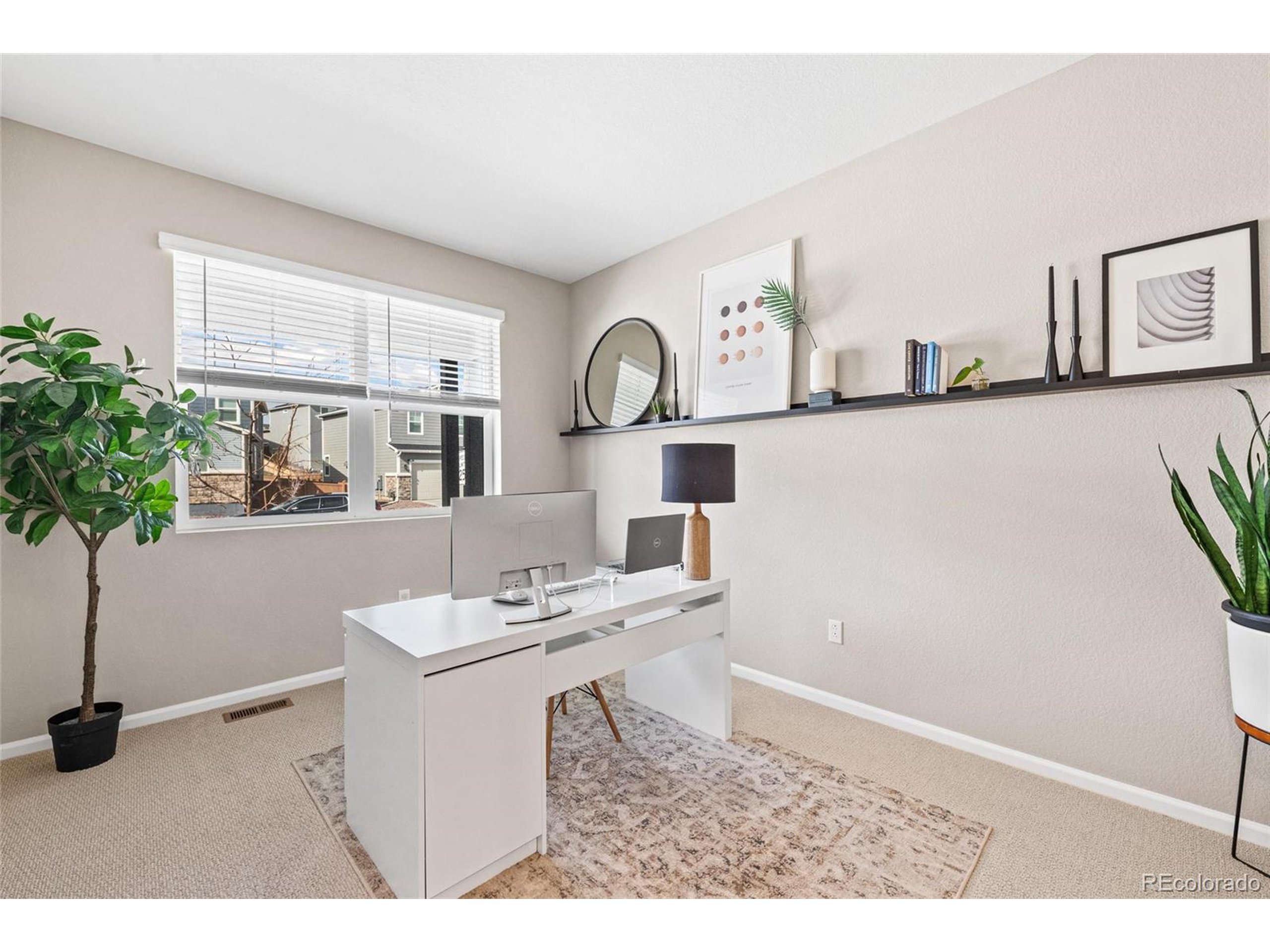 490 Silver Rock Trl