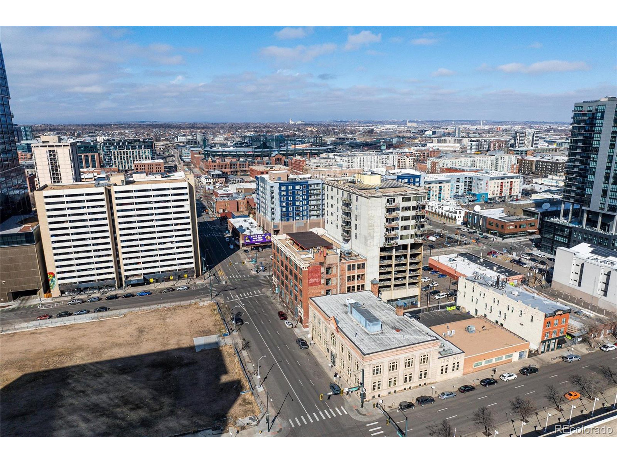 2000 Arapahoe St 1