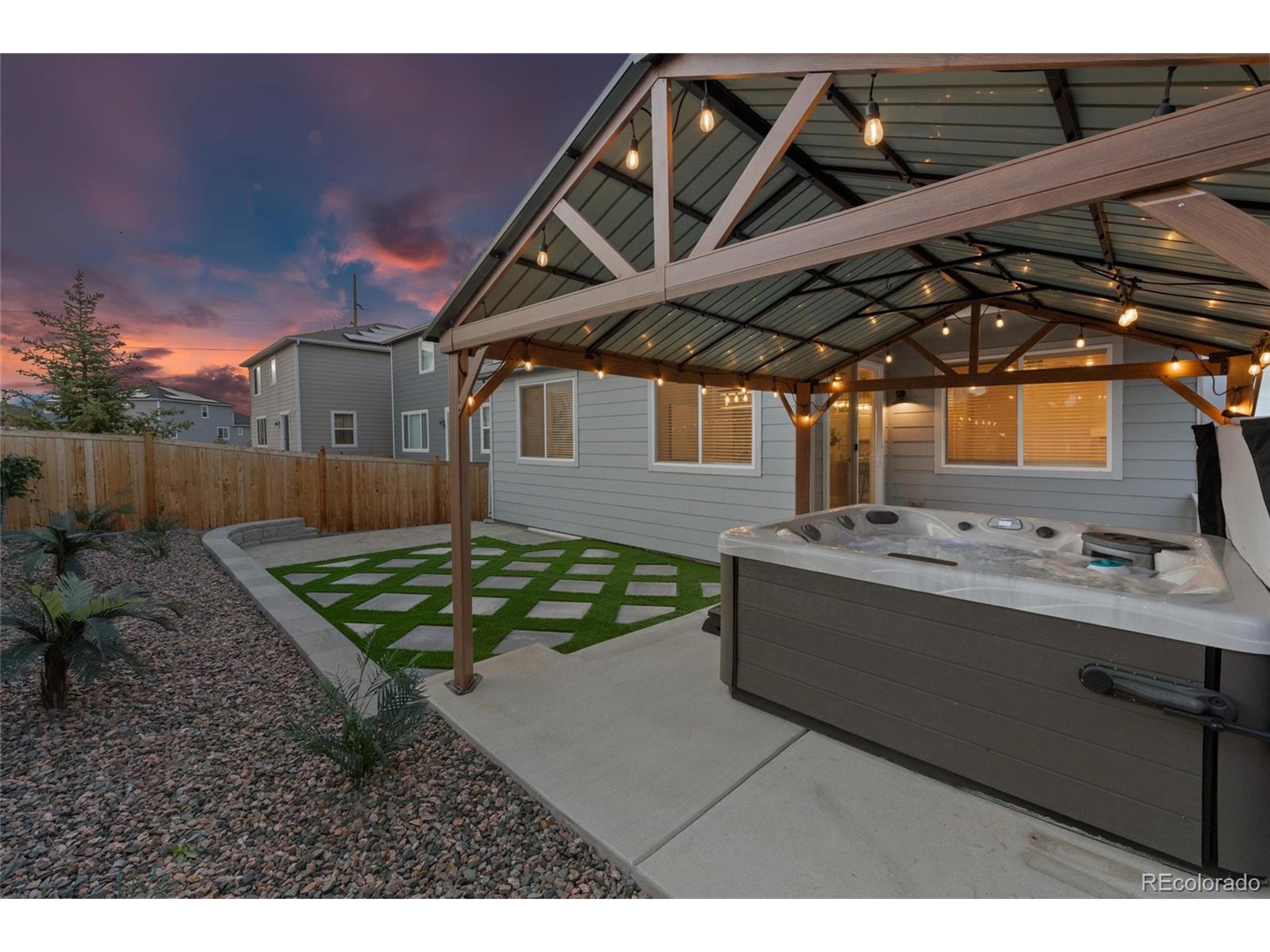3844 Sandy Vista Ln
