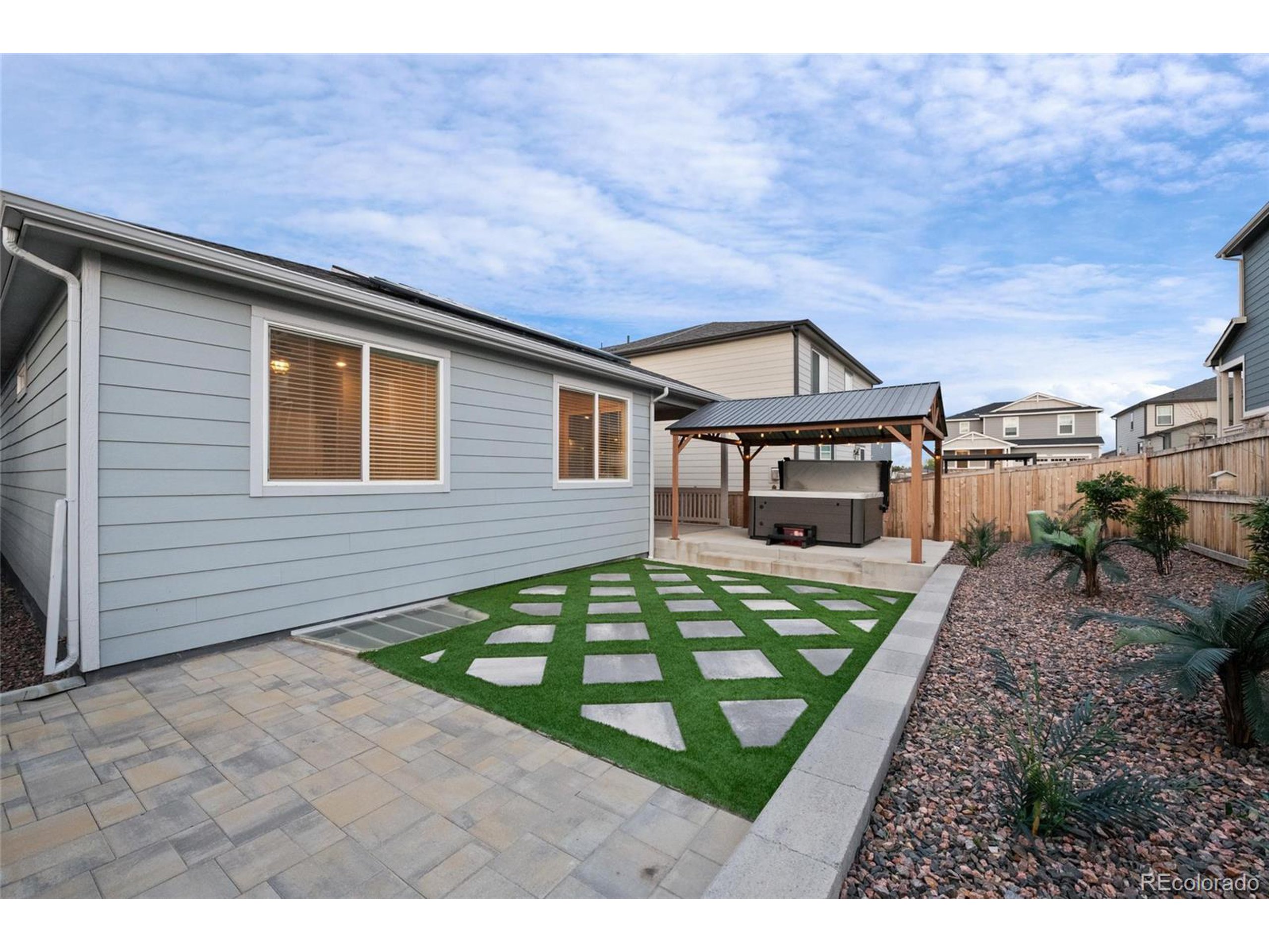 3844 Sandy Vista Ln