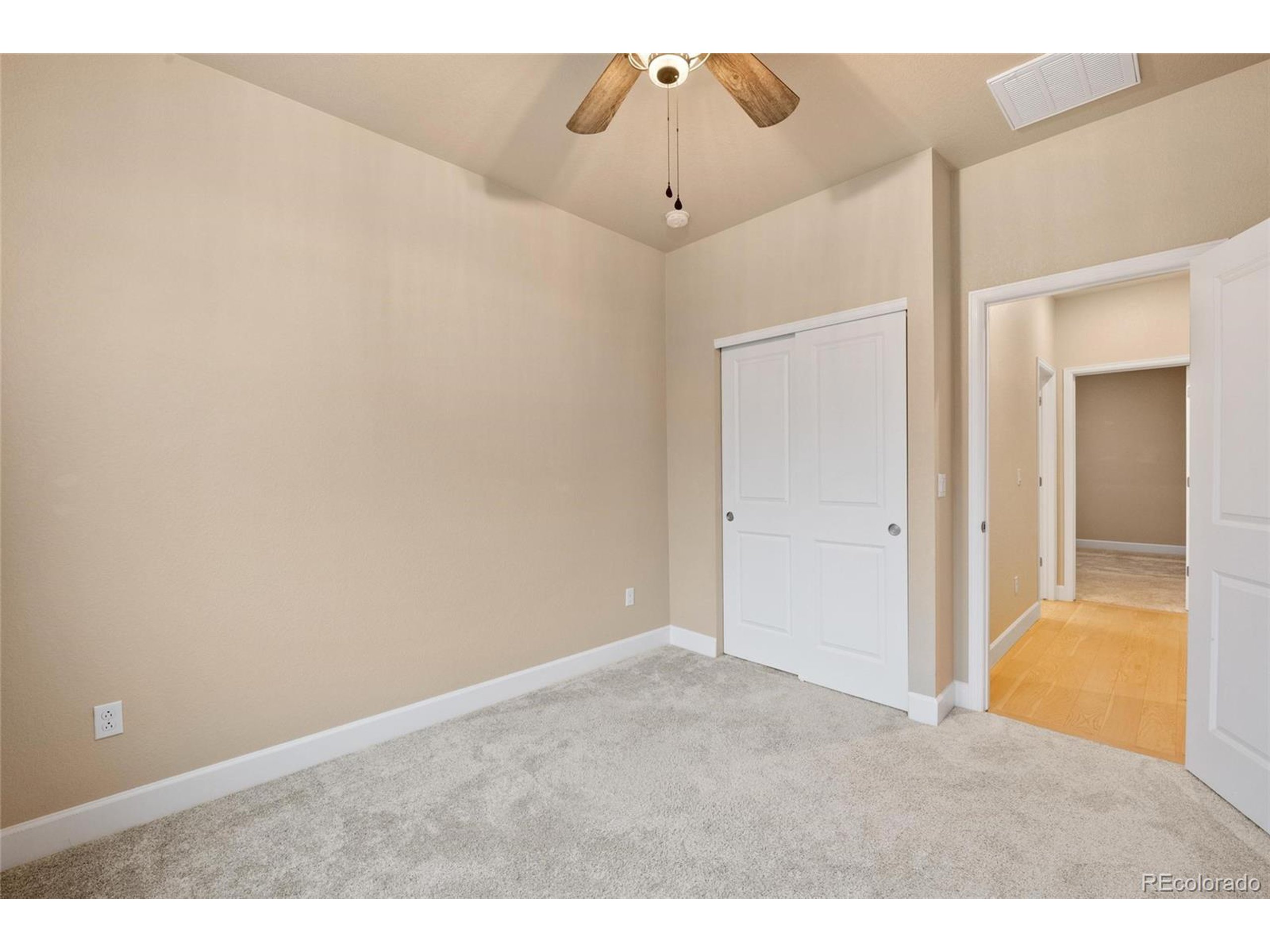 3844 Sandy Vista Ln