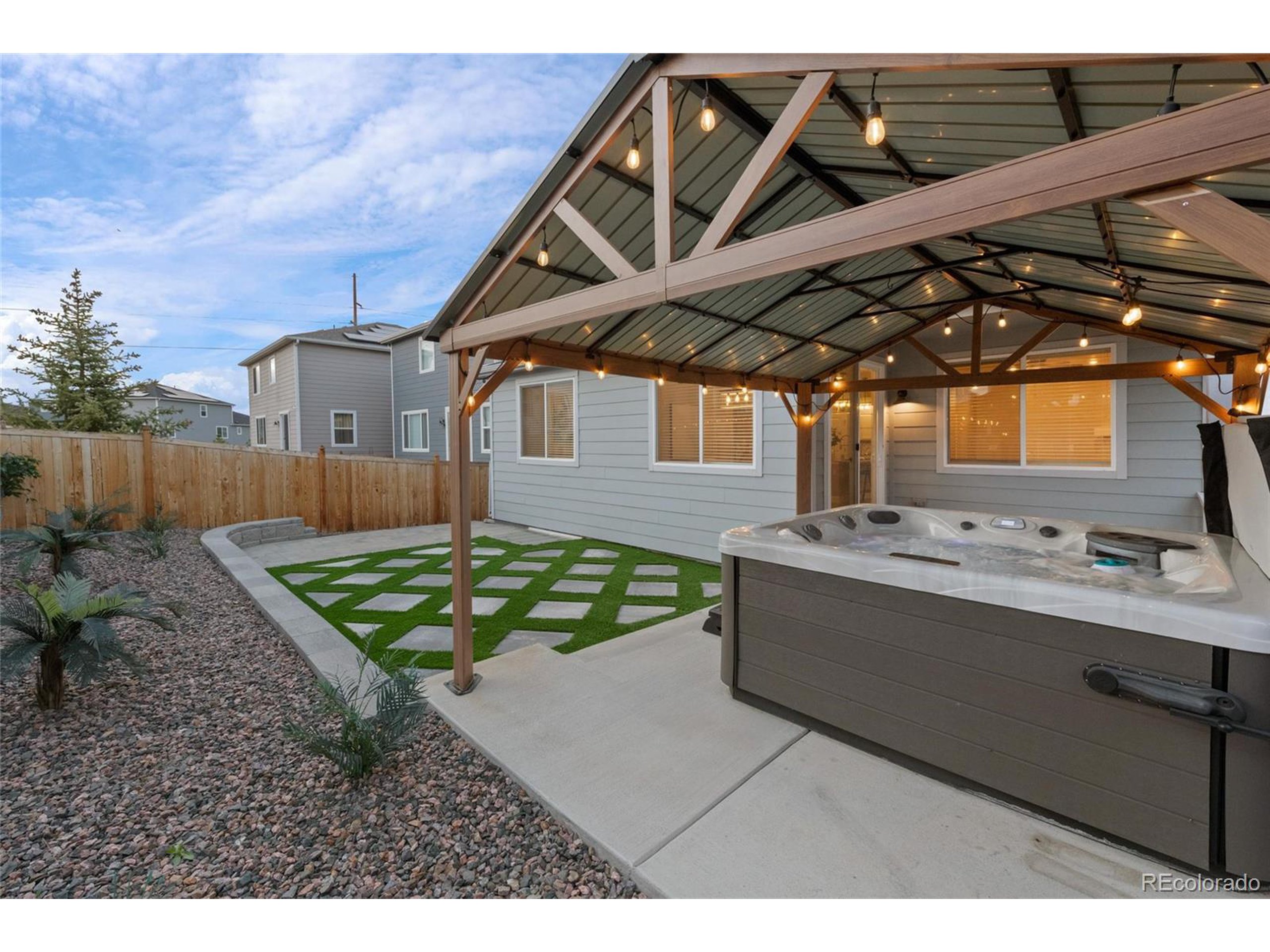3844 Sandy Vista Ln
