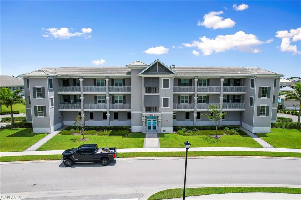 163 Indies DR E # 202