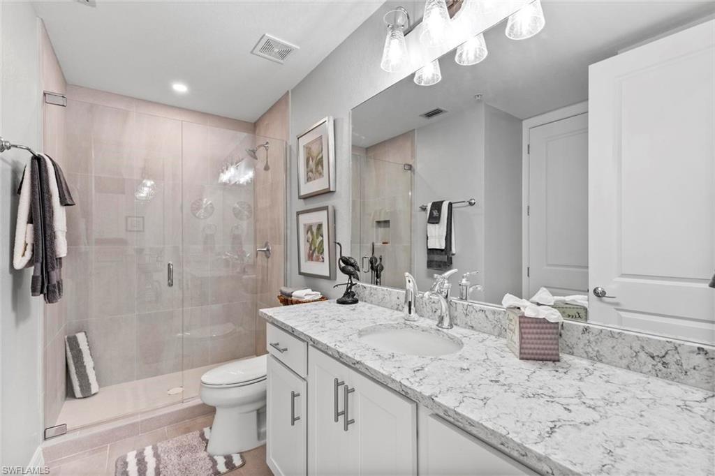 163 Indies DR E # 202