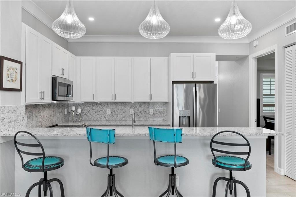 163 Indies DR E # 202