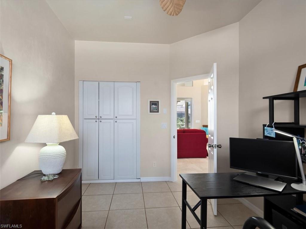 1558 Buccaneer CT