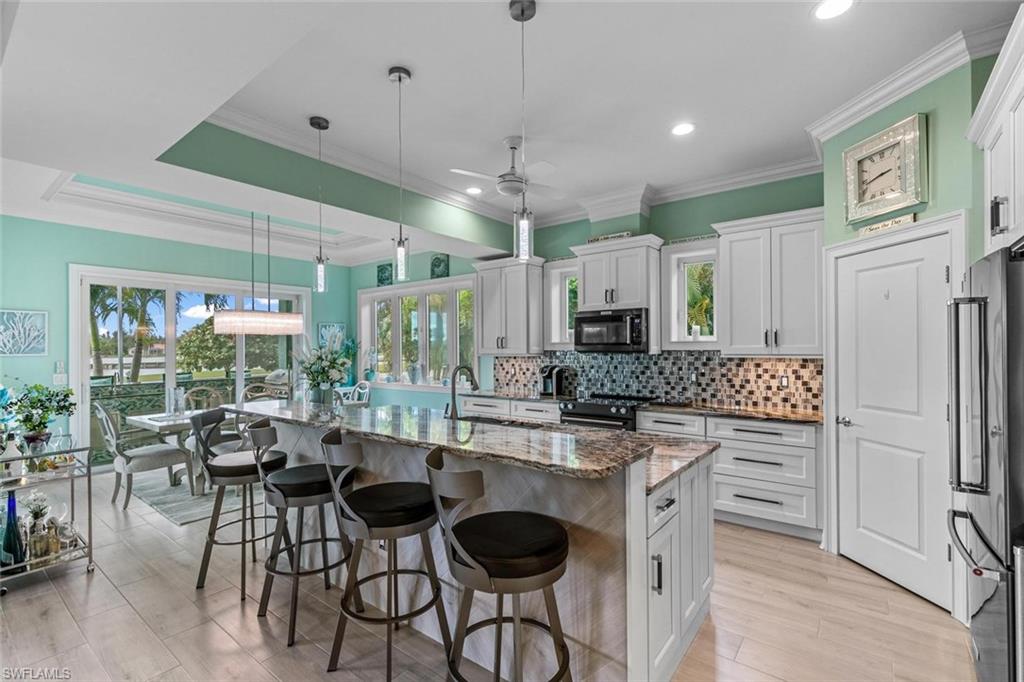 18067 Royal Tree PKWY