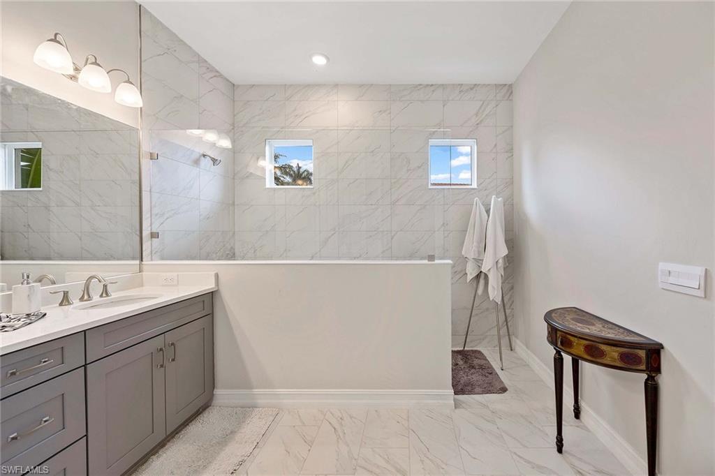 18652 Royal Hammock BLVD