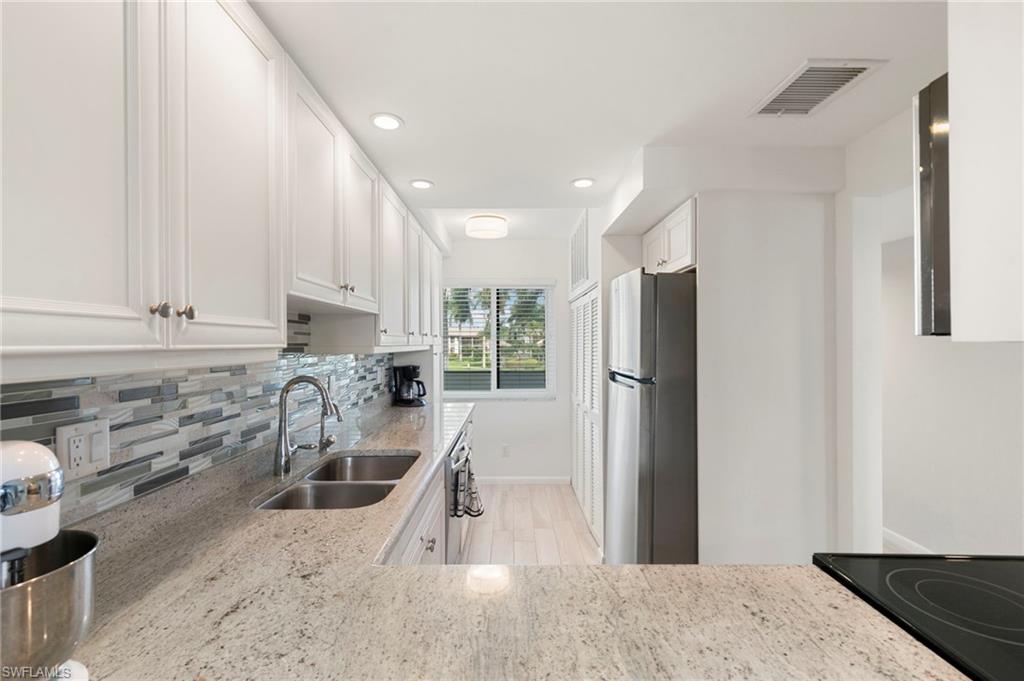 750 W Elkcam CIR # 215