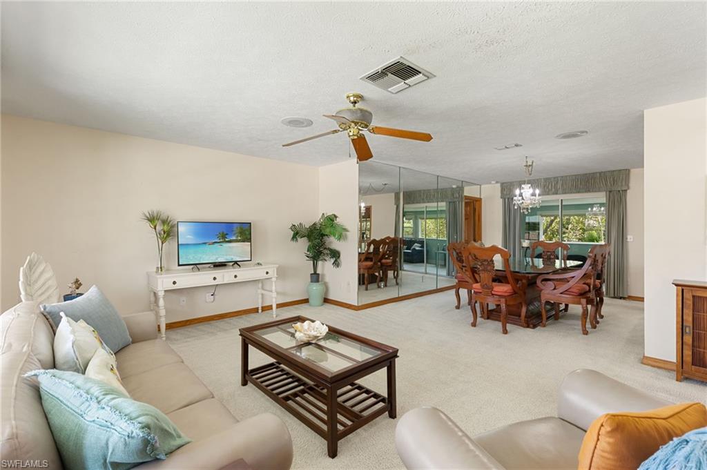 1865 Dogwood DR