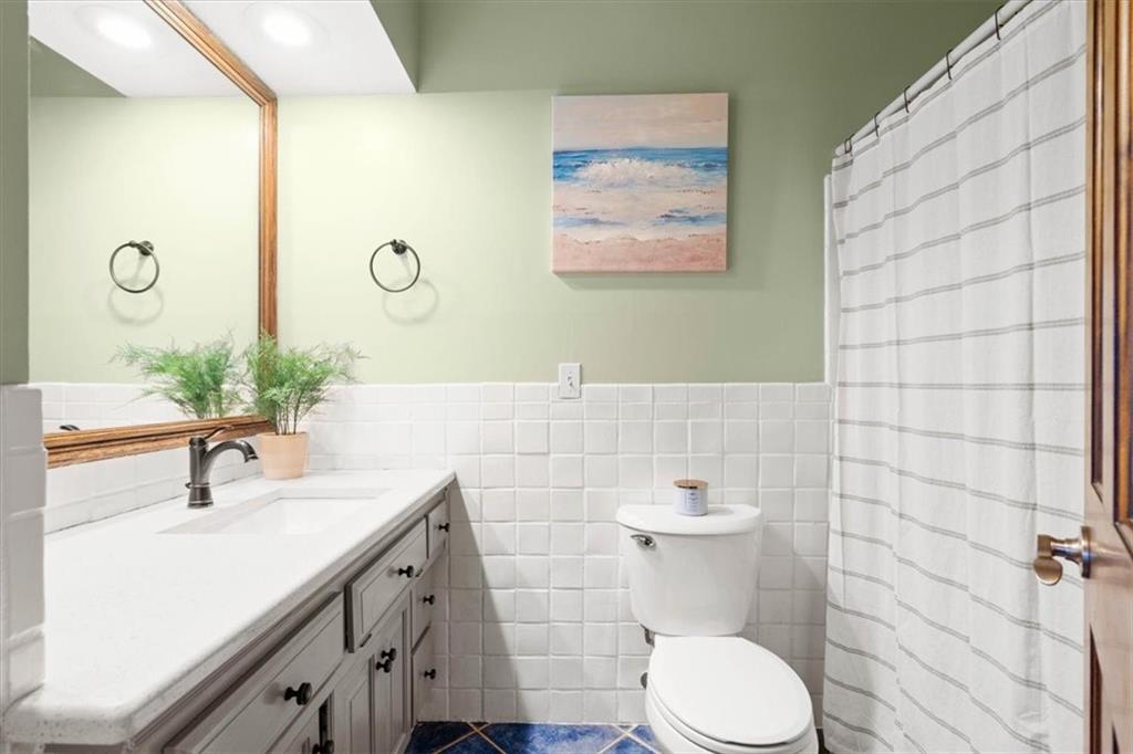 4705 Black Swan Drive