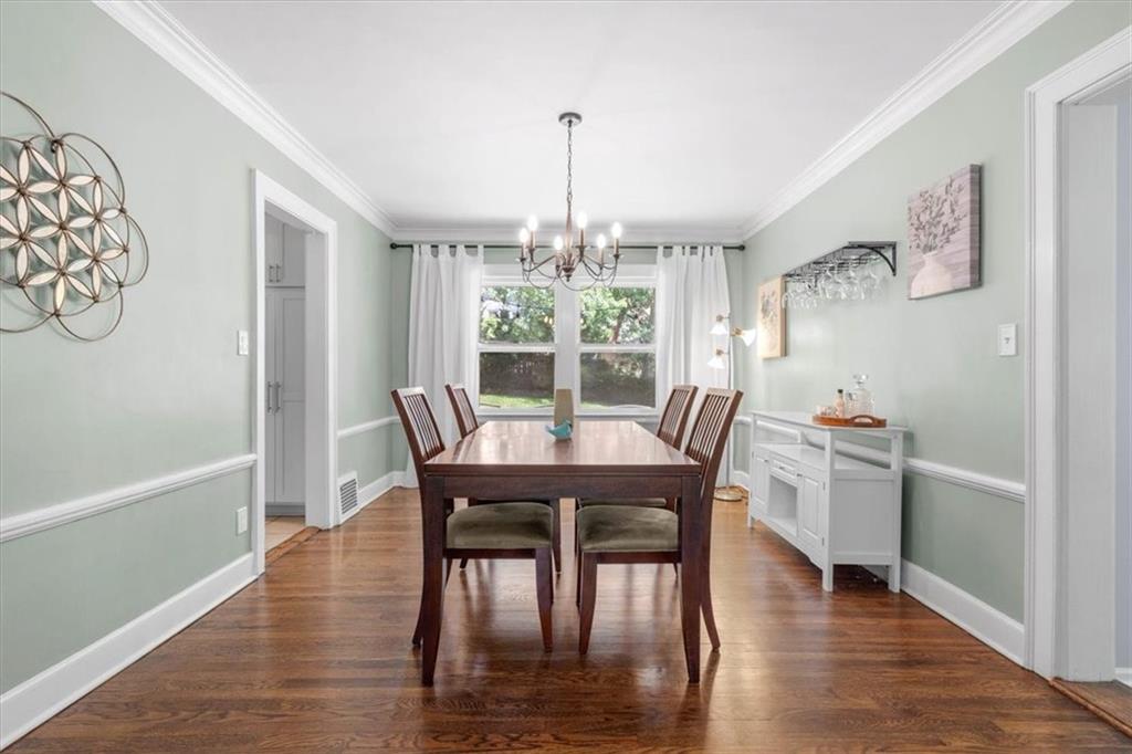 104 E 69th Street