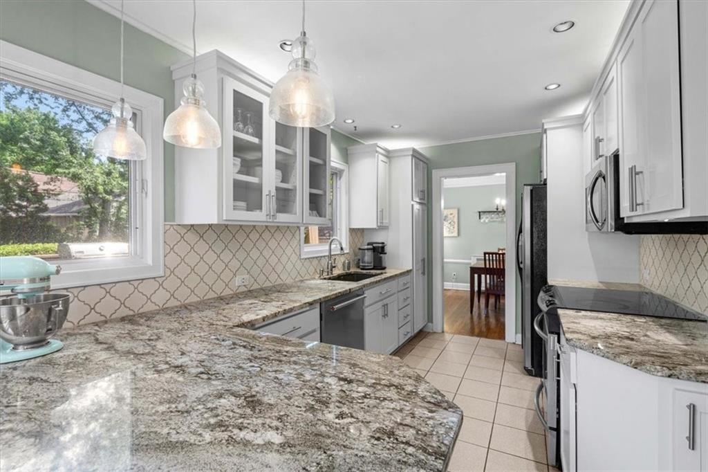 104 E 69th Street