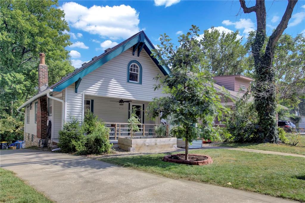 3823 Genessee Street