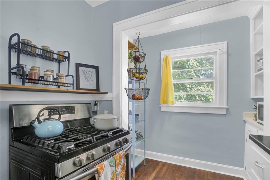 3823 Genessee Street