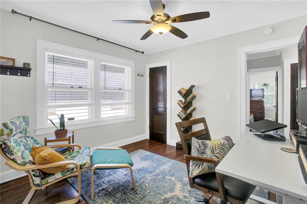 3823 Genessee Street