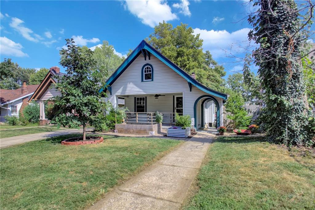 3823 Genessee Street