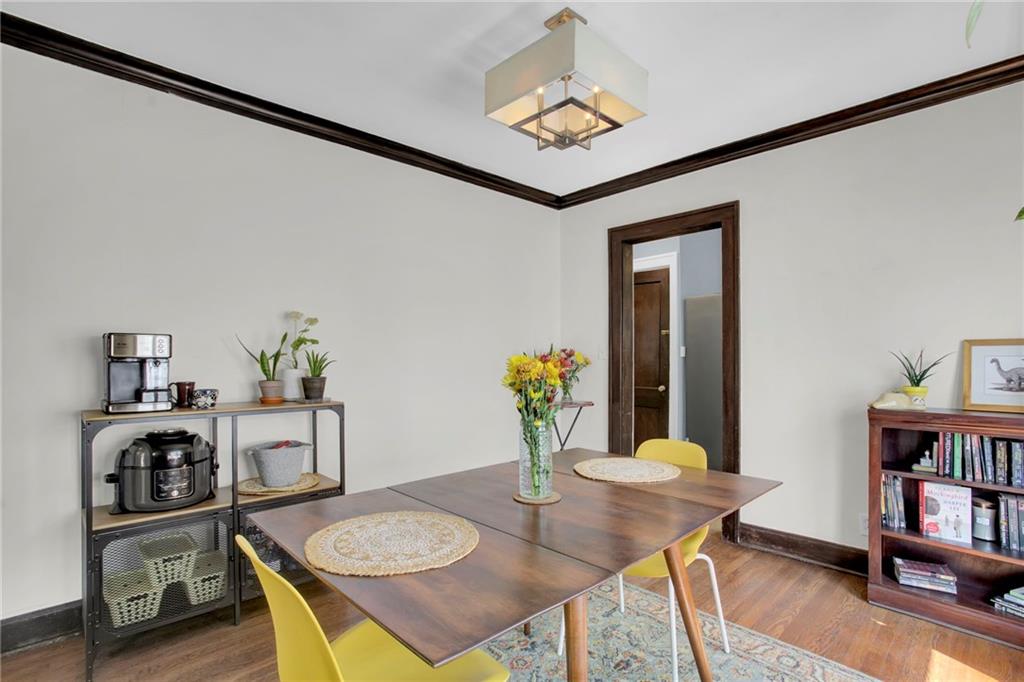 3823 Genessee Street