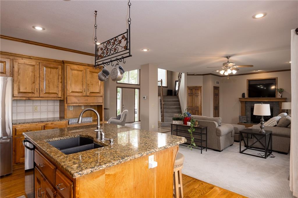 1112 Silverleaf Lane