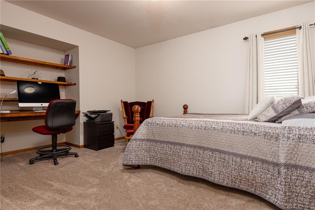 1112 Silverleaf Lane