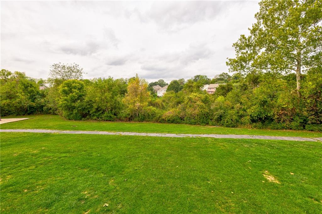 1112 Silverleaf Lane