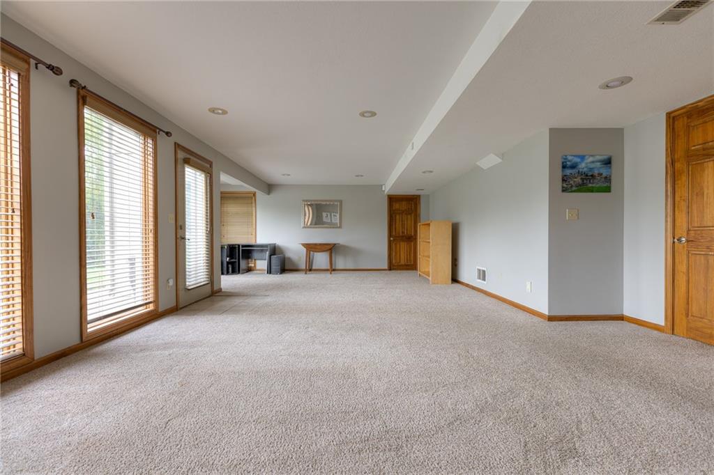 1112 Silverleaf Lane