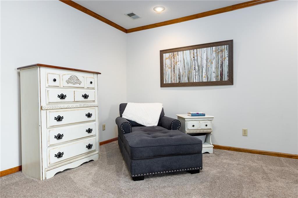 1112 Silverleaf Lane
