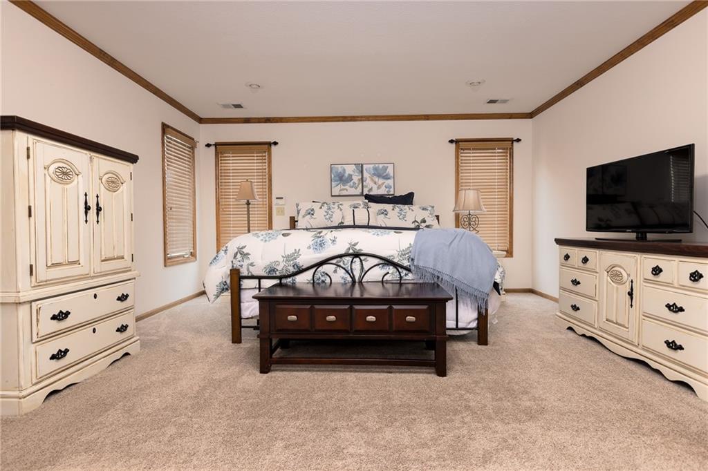 1112 Silverleaf Lane