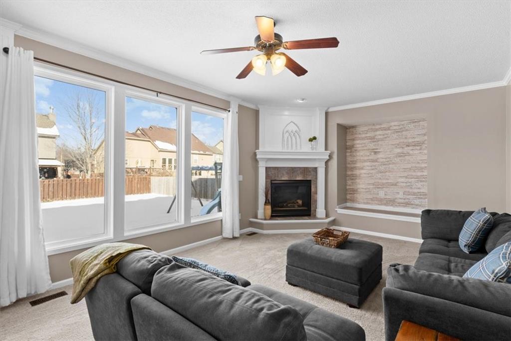 17942 W 158th Terrace