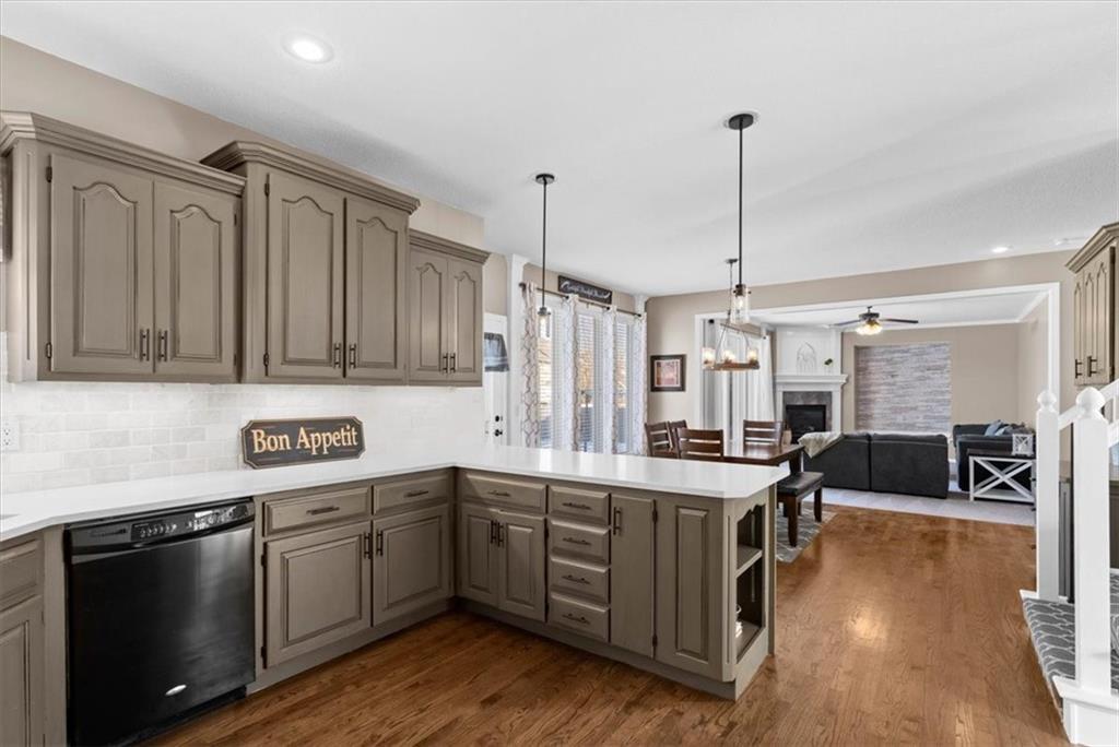 17942 W 158th Terrace