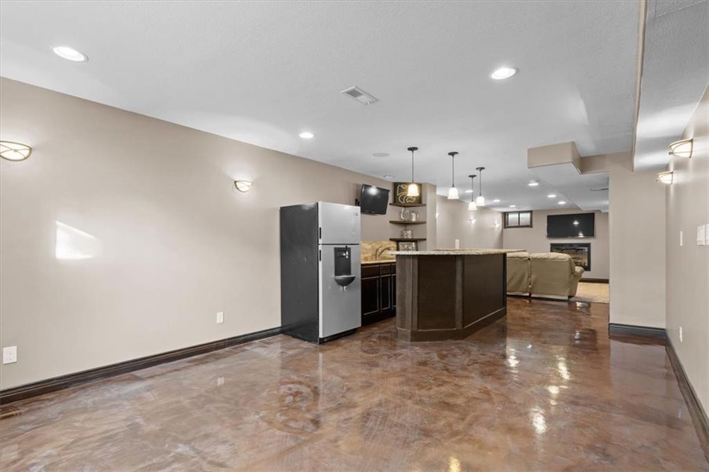 17942 W 158th Terrace