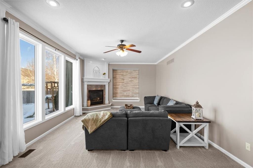 17942 W 158th Terrace