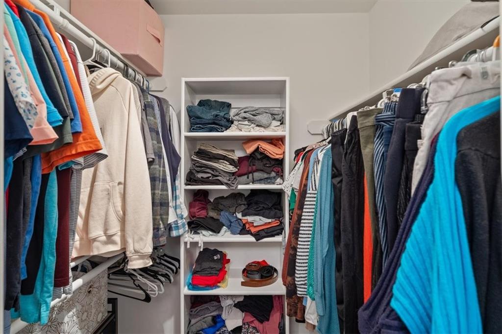 9004 W 127th Terrace