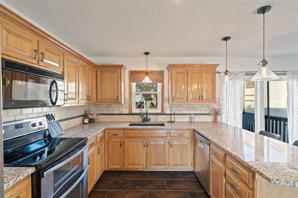 9004 W 127th Terrace