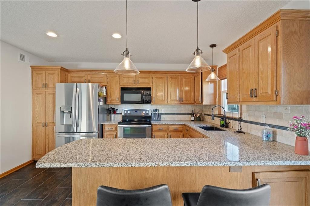 9004 W 127th Terrace