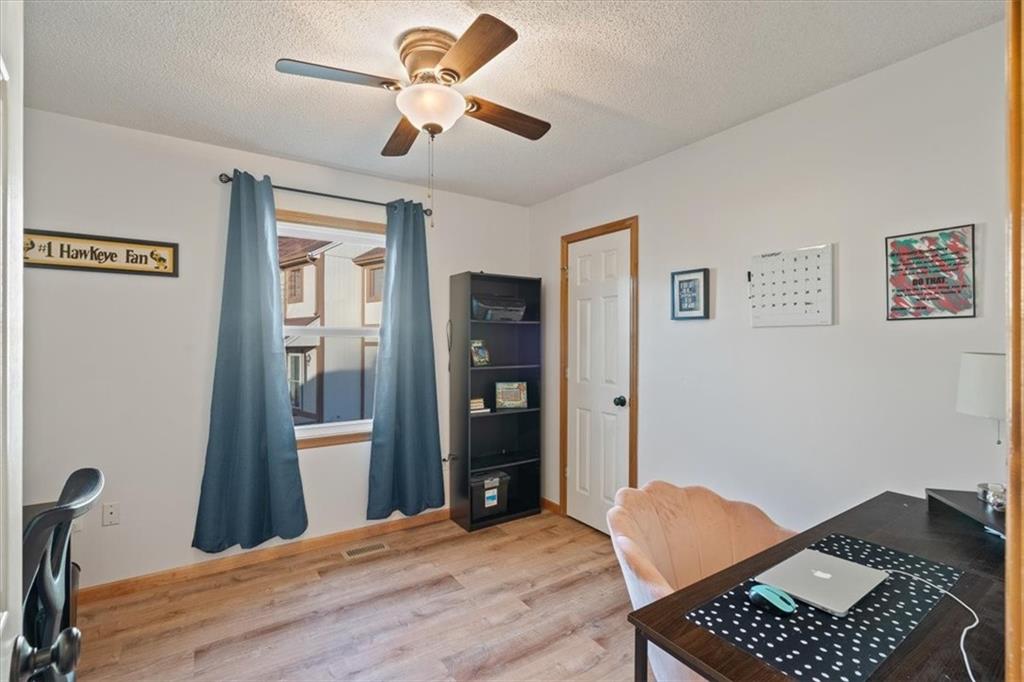 9004 W 127th Terrace