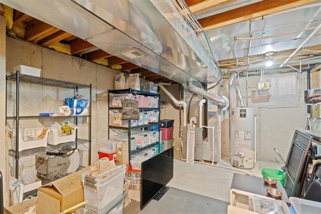 9004 W 127th Terrace