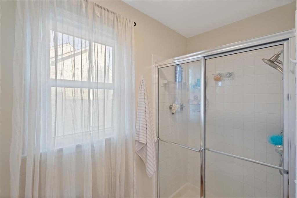 9004 W 127th Terrace