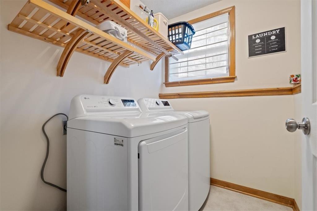 9004 W 127th Terrace