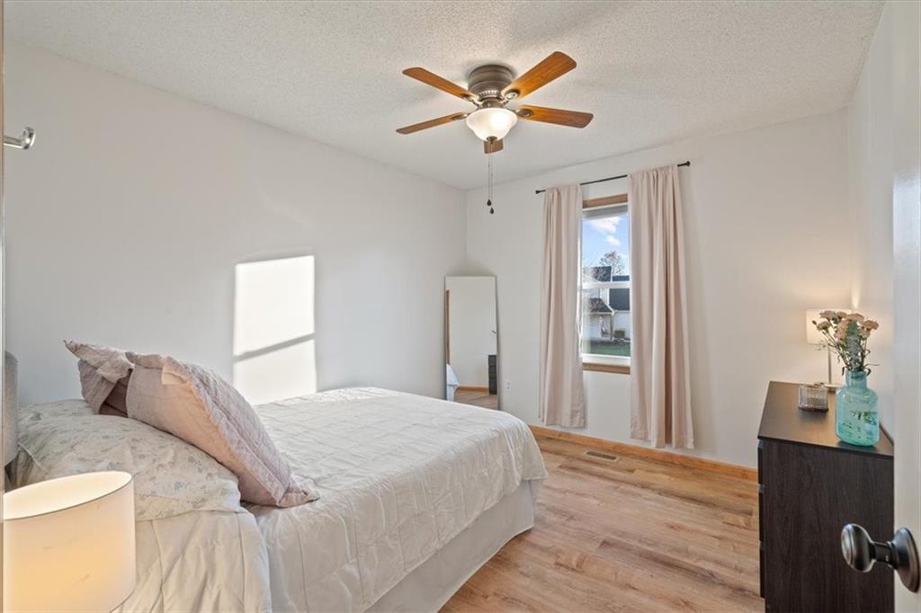 9004 W 127th Terrace