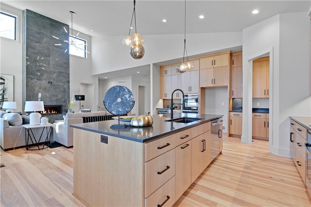 7237 Belinder Avenue