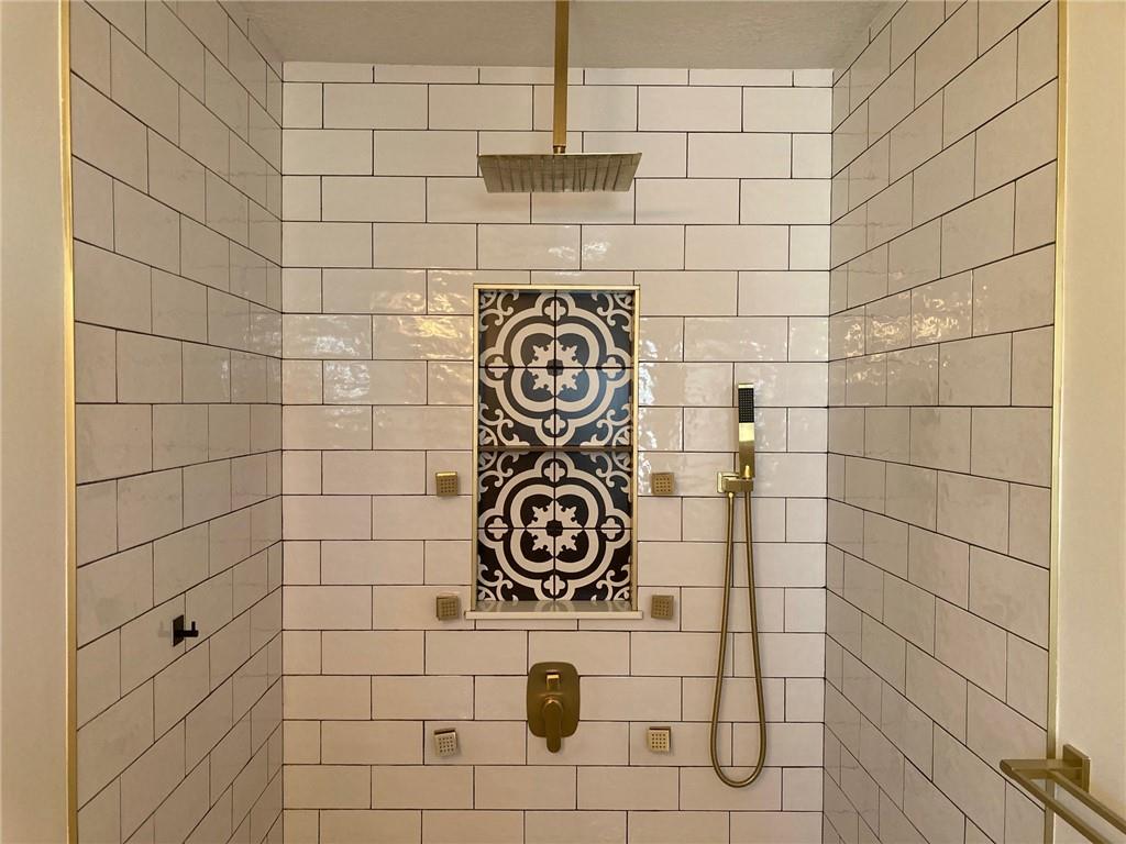 7548 Lafayette Avenue