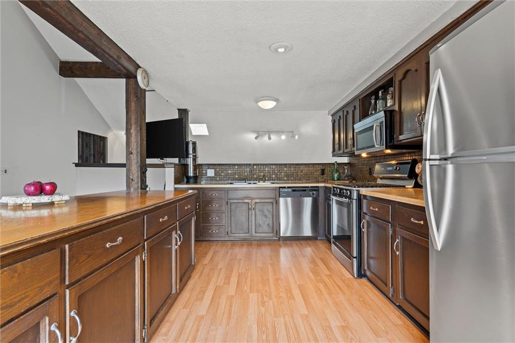 10416 W 52nd Circle